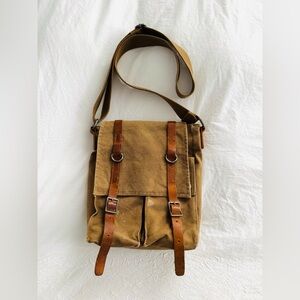 Vintage Tan Messenger Bag w Leather Straps